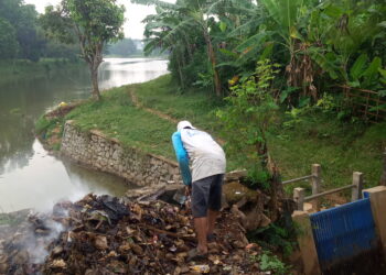 Permasalahan Sampah di Sekitar Setu Jatijajar dan Terminal Jatijajar