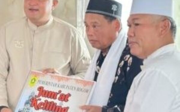 Bupati Bogor Rudy Susmanto Bersama Forkopimda dan Jajarannya Shalat Jum’at Keliling (Jumling)