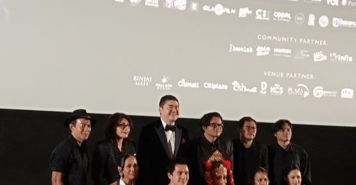 Gala Premiere Film Perempuan Pembawa Sial: Malam Mistis Bertabur Budaya yang Mencekam