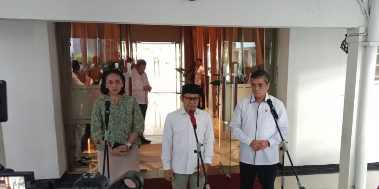 Kementrian Koordinator Pemberdayaan Masyarakat Menyelenggarakan Rapat Tingkat Menteri Membahas KUR PMI Dan Program Pemagangan Dalam Simulasi Ekonomi 8+4+5