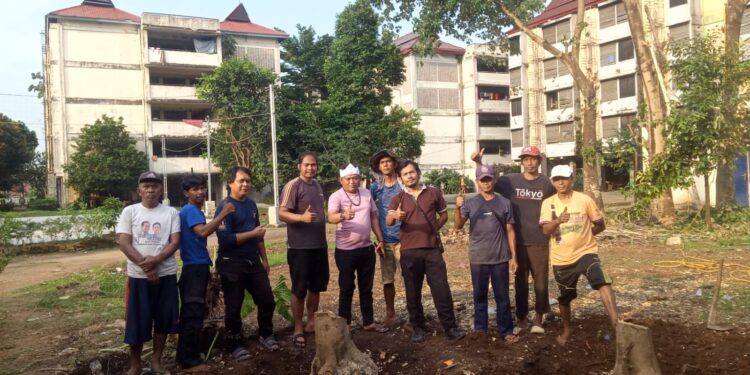 Sinergi Warga Rusunawa Depok : Merajut Harapan dari Lahan Kering Hingga Hadir Lapangan Voli