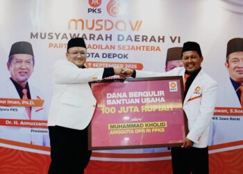 Sekjen DPP PKS Bawa Program Pemberdayaan Rp100 Juta dan 1 Ton Beras