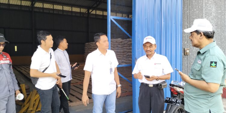Peternak Solo Raya Sambut Gembira Penyaluran Jagung SPHP dari Bulog Surakarta 