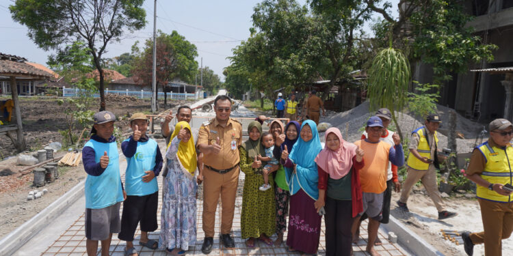 Sigit Pamungkas Tinjau Proyek Jalan Sragen , Tegaskan Mutu dan Ketepatan Waktu Jadi Prioritas