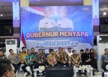 Rumah Rakyat Kurang Mencolok , Ahmad Luthfi Minta Dibikin Baliho Besar   Road Show Sragen – Solo 