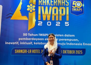 Drg. Melly Utarini, Menghadiri Acara Rakernas IWAPI DPD IWAPI JATIM Boyong 3 Gelar Juara Sekaligus