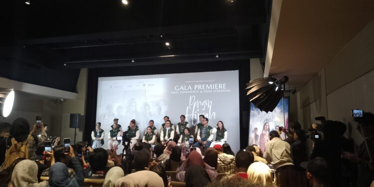 Pengin Hijrah : Endy Arfian dan Steffi Zamora Dalam Perjalanan Menuju Allah