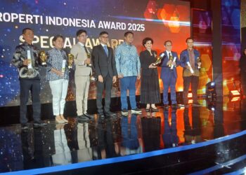 Malam Anugerah Properti Award 2025 PT .Pakuwon Jati Tbk.Meraih The Stand out Developer