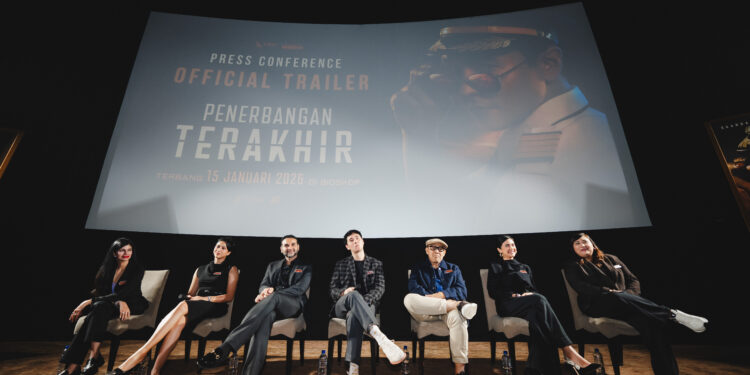 Jerome Kurnia, Nadya Arina & Aghniny Hague Tampil Emosional Official Trailer Film Penerbangan Terakhir Rilis! Membawa Skandal Cinta yang Penuh Plot Twist dari Pilot dan Pramugari