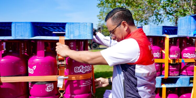 Puncak HUT Pertamina Ke-68, Dirut Pertamina Kawal Misi Kemanusiaan di Aceh