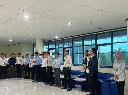 Doa Pagi dan Evaluasi Hasil, Komitmen Insan BRILian KC Cilegon Tingkatkan Kualitas Layanan