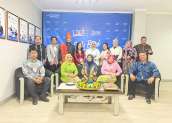 Perayaan HUT BRI ke-130, BO Ciputat Gelar Potong Tumpeng Penuh Kebersamaan