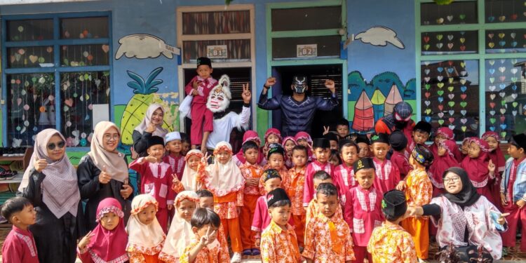 ‎MBG di Batang Bukan Sekedar Makan Siang, juga Momen yang Ditunggu Anak-Anak