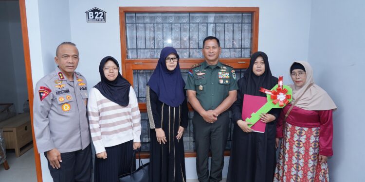 Keluarga Almarhum: Hatur Nuhun Atas Segala Perhatian Dan Kebaikannya Bapak Mayor Jenderal TNI Kosasih