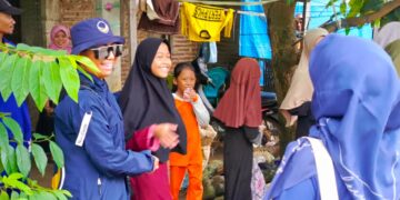 Dra. Farah Elfirajun AG Anggota DPRD Jepara, Sambangi Masyarakat Terdampak Banjir