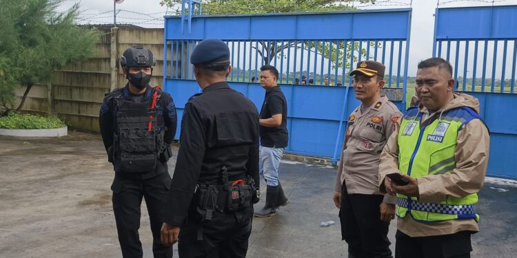 Polres Jepara dan Polda Jateng Selidiki Dampak Kimia Kebakaran Pabrik Busa di Nalumsari