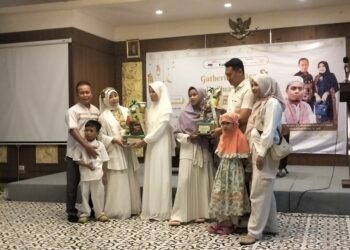 Gathering Klien dn Bukber CV Abadi Jaya Sejahtera , Dirut umara.tax Consulting Teteskan Airmata Haru