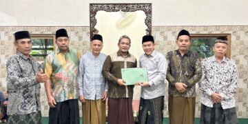 Safari Ramadhan, Ketua DPRD Jepara Serahkan Bantuan dan Sampaikan Tausiyah