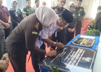 GEDUNG BARU KEJAKSAAN SRAGEN SENILAI 8 MILLIAR, DPRD BERHARAP LEBIH BAIK KINERJANYA