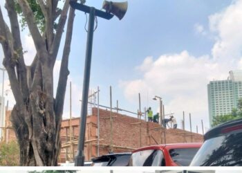 Abaikan Keselamatan, Pekerja Pembangunan Pos Pamdal Cctv Gedung MPR DPR dan DPD RI Tak Gunakan K3