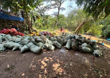 Peringati Hari Air Sedunia, Pt Tirta Asasta Depok Angkat 10 Ton Sampah Dari Kali Ciliwung Dan Perkuat Komitmen Pelestarian Lingkungan
